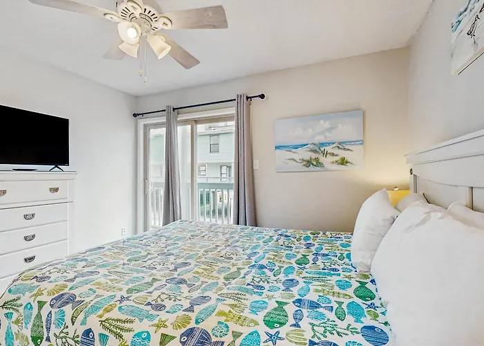 Second Floor With Shared Pool Fast Wifi Ac And Full Kitchen
